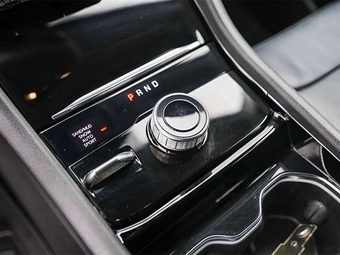 Used 2022 Jeep Grand Cherokee L Limited w/ Luxury Tech Group II image 18