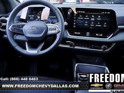 New 2026 Chevrolet Equinox LT w/ Midnight Edition image 17