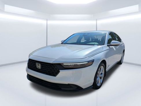 Used 2024 Honda Accord LX image 8
