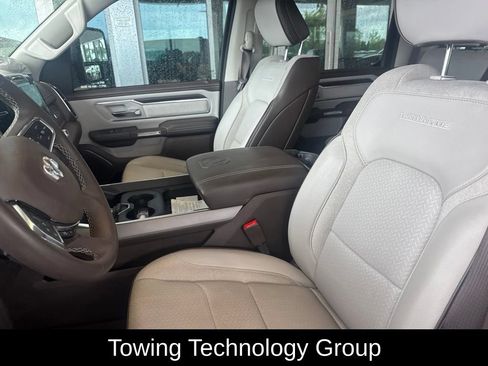 Used 2025 RAM 1500 Laramie w/ Trailer Tow Group AWD/4WD image 5