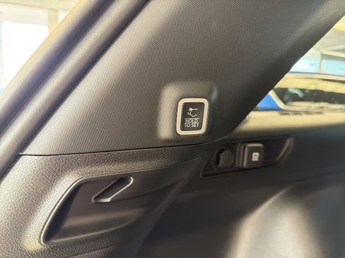 New 2025 Jeep Grand Cherokee Altitude image 24