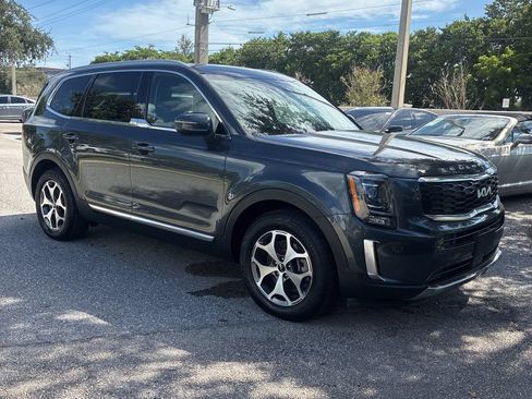 Used 2022 Kia Telluride EX AWD/4WD image 1