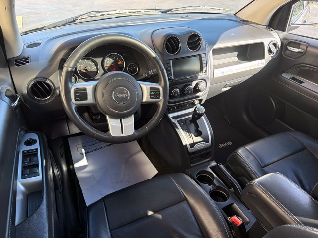 Used 2017 Jeep Compass High Altitude AWD/4WD image 24