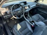 Used 2017 Honda Accord Touring image 2