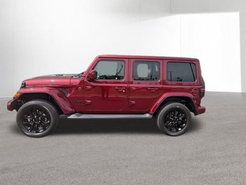 Used 2021 Jeep Wrangler Unlimited Sahara AWD/4WD image 19