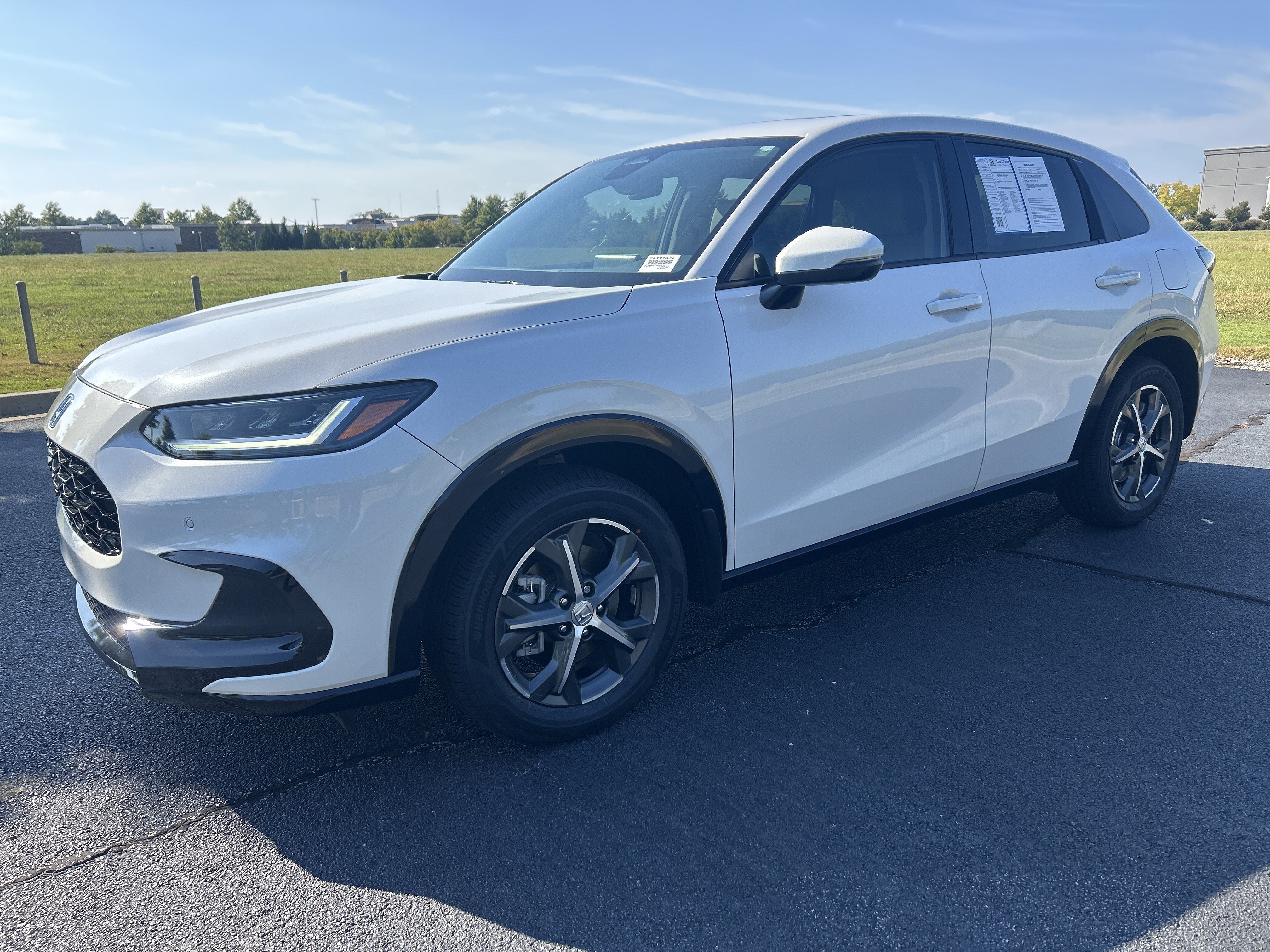 Certified 2025 Honda HR-V EX-L image 5