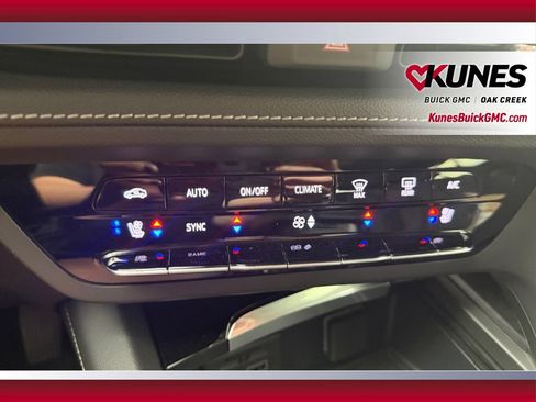 Used 2023 Buick Envision Avenir AWD/4WD image 28