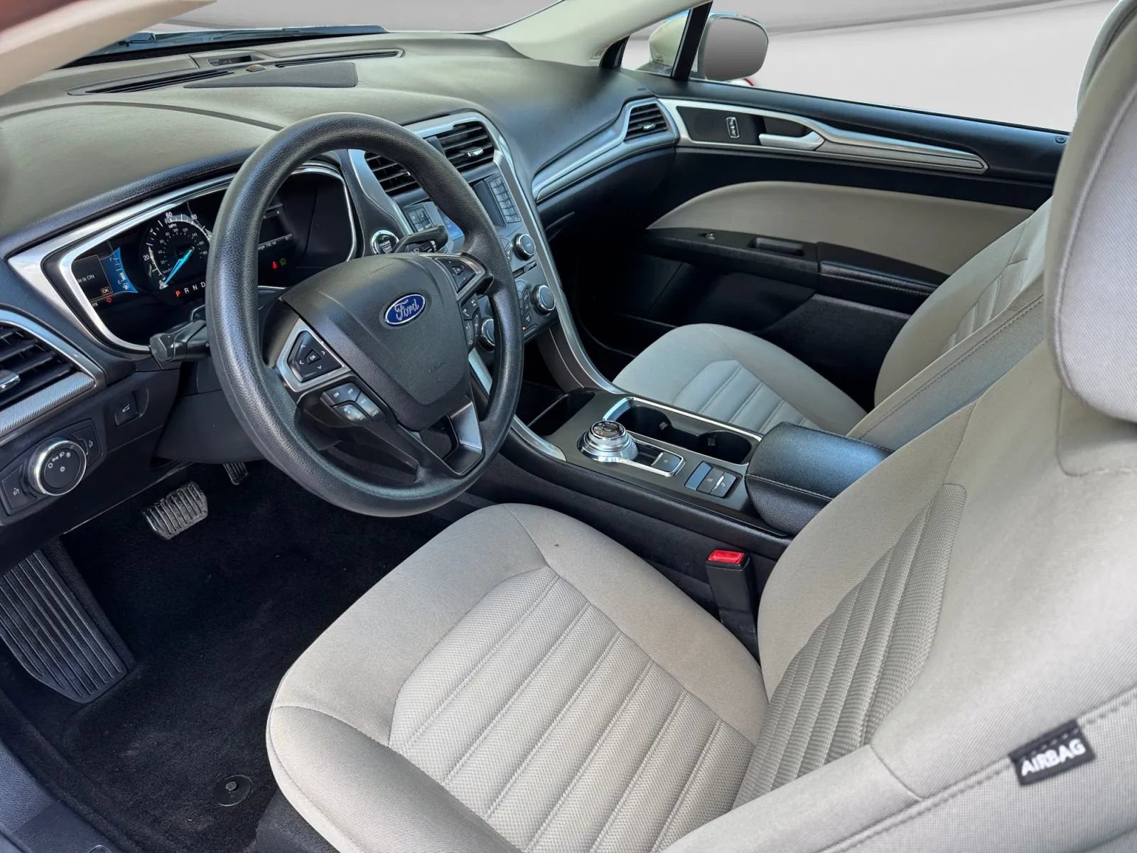 Used 2017 Ford Fusion S FWD image 12