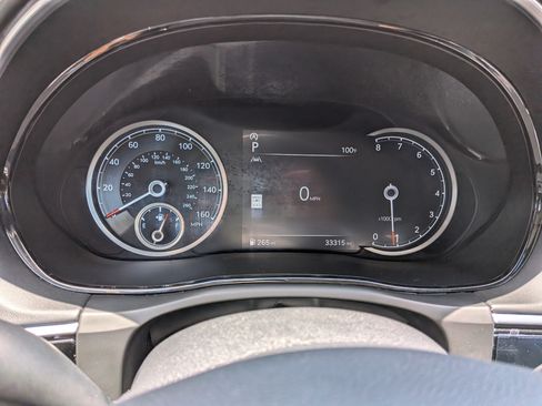 Used 2025 Genesis GV70 2.5T AWD/4WD image 28