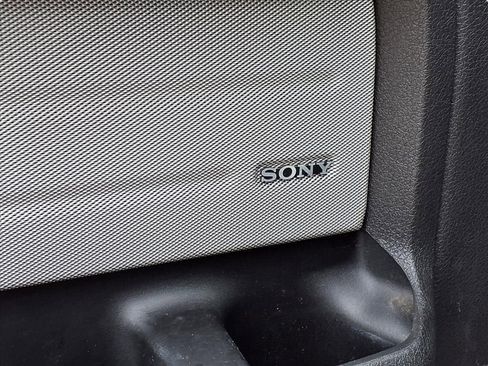 Used 2014 Ford F150 FX4 w/ Equipment Group 402A Luxury image 19