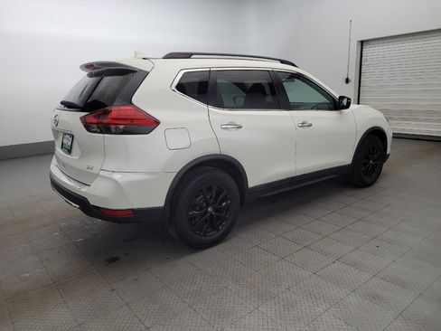 Used 2017 Nissan Rogue SV w/ Midnight Edition Package image 10