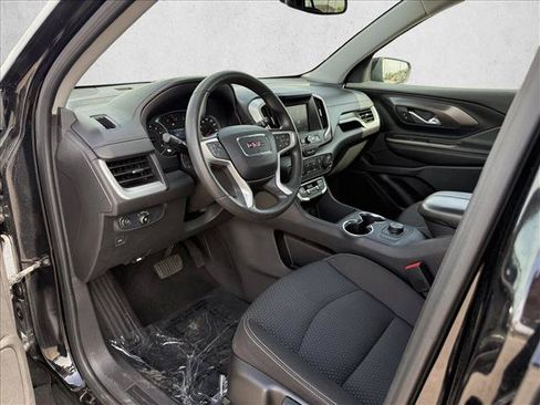 Used 2024 GMC Terrain SLE AWD/4WD image 9