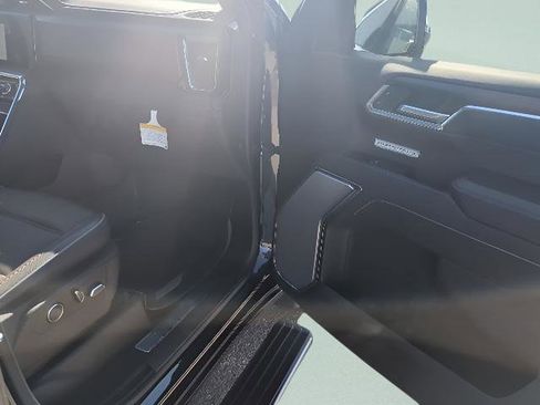 Used 2024 GMC Sierra 1500 Denali w/ Denali Reserve Package image 24