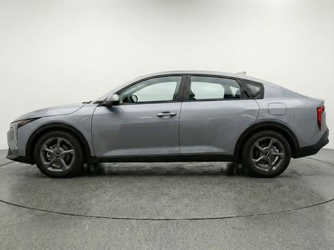 Used 2025 Kia K4 LXS FWD image 5