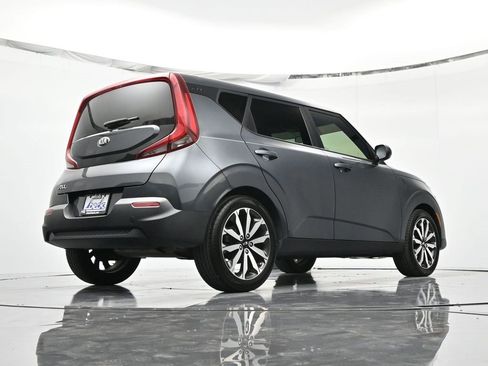 Used 2020 Kia Soul LX image 39