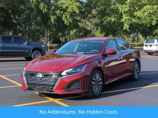 Used 2023 Nissan Altima 2.5 SV FWD video 1