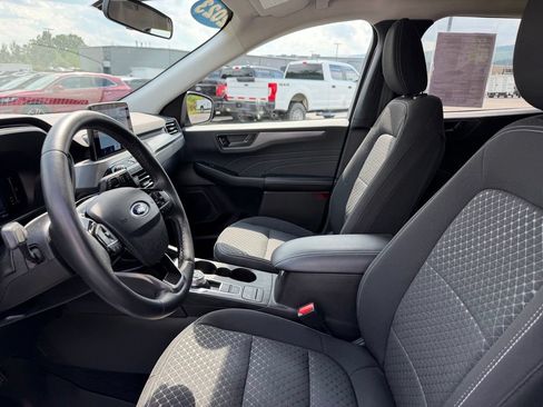 Certified 2023 Ford Escape Active AWD/4WD image 7