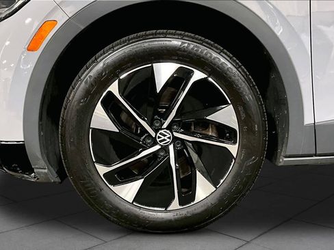 Used 2022 Volkswagen ID.4 Pro S AWD/4WD image 10