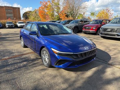 New 2026 Hyundai Elantra SE