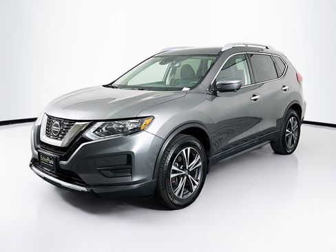 Used 2019 Nissan Rogue SV w/ Premium Package AWD/4WD image 3