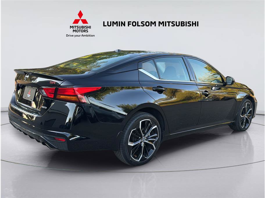 Used 2023 Nissan Altima 2.5 SR w/ SR Premium Package AWD/4WD image 5