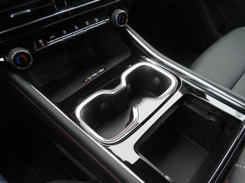 New 2026 Chevrolet Traverse Z71 w/ Driver Confidence Package image 26