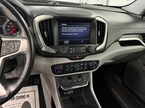 Used 2020 GMC Terrain SLT w/ Preferred Package AWD/4WD image 17