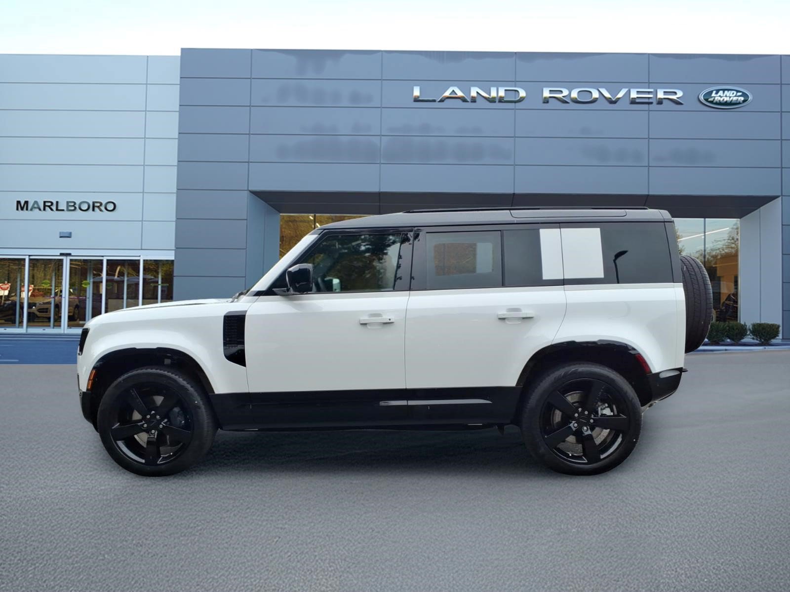 New 2026 Land Rover Defender 110 X-Dynamic SE AWD/4WD image 6