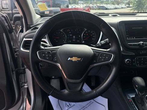 Used 2022 Chevrolet Equinox LT FWD image 15