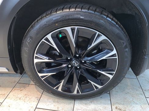Used 2024 MAZDA CX-90 Plug-In Hybrid w/ Premium Plus AWD/4WD image 15