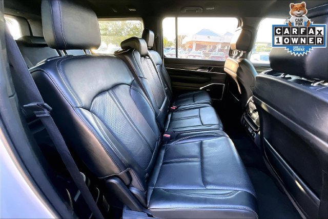 Used 2024 Jeep Wagoneer L Series III w/ Flexible Seating Group AWD/4WD image 26