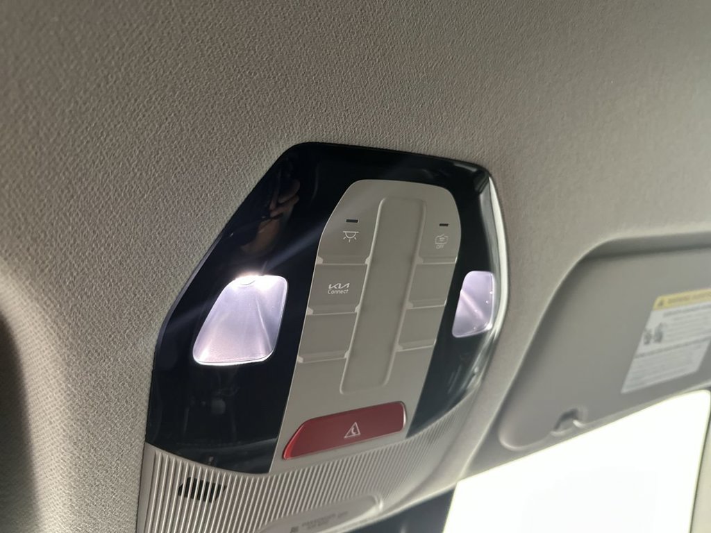 New 2026 Kia K4 FWD image 10