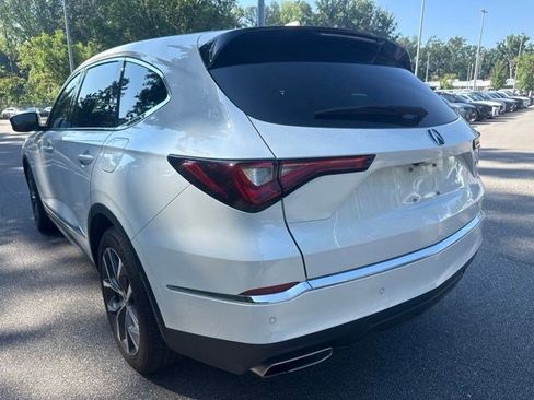 Used 2022 Acura MDX w/ Technology Package AWD/4WD image 15