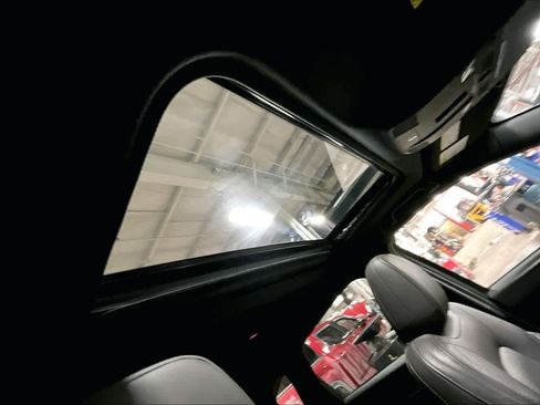 Used 2023 MAZDA CX-5 Signature image 13