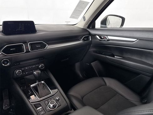 Used 2018 MAZDA CX-5 Touring w/ Preferred Equipment Package FWD image 33