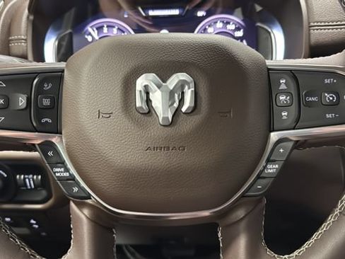 Used 2025 RAM 1500 Laramie AWD/4WD image 16