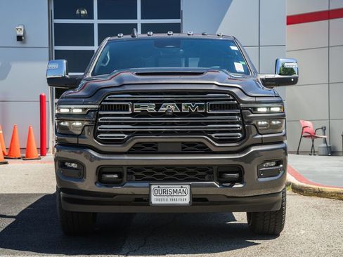 New 2026 RAM 2500 Laramie AWD/4WD image 2