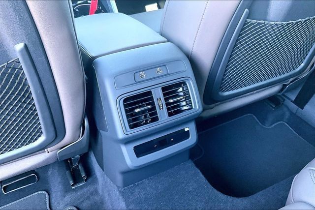New 2026 Audi Q5 Premium Plus AWD/4WD image 25