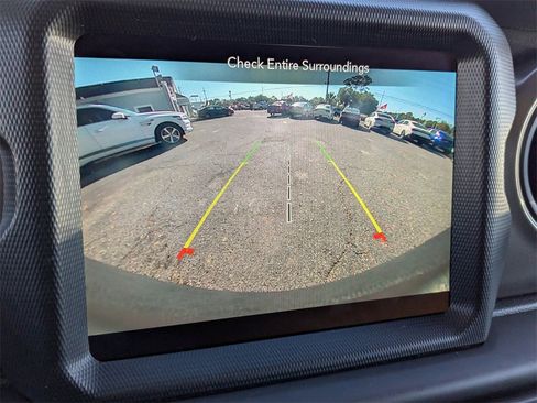 Used 2023 Jeep Wrangler Sport image 23