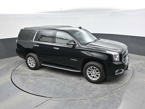 Used 2019 GMC Yukon SLT AWD/4WD image 18