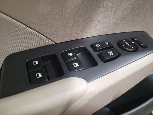 Used 2018 Hyundai Accent SE FWD image 27