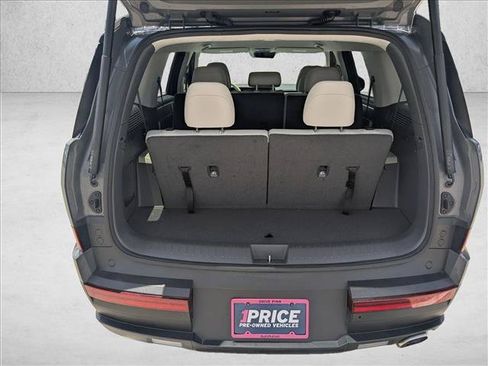 Used 2024 Hyundai Santa Fe SEL FWD image 7