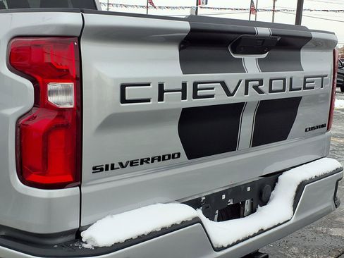 Used 2021 Chevrolet Silverado 1500 Custom w/ Rally Edition image 22
