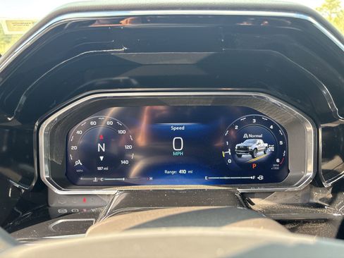 New 2026 Chevrolet Silverado 1500 ZR2 image 18