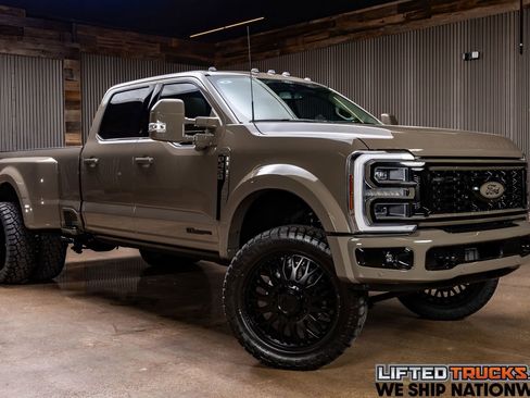 Used 2026 Ford F450 Platinum w/ Platinum Plus Package image 1