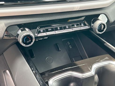 New 2025 Chevrolet Silverado EV RST image 21