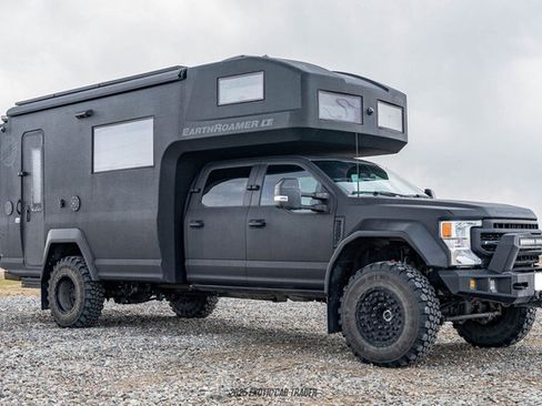 Used 2022 Ford F550 4x4 Crew Cab Super Duty image 12