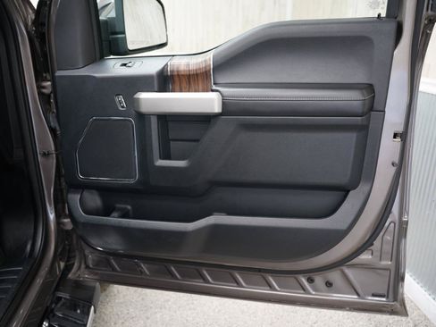 Used 2018 Ford F150 Lariat w/ Equipment Group 502A Luxury AWD/4WD image 32