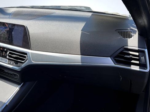 Used 2019 BMW 330i Sedan image 17