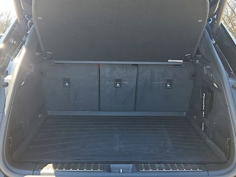 Certified 2025 Porsche Macan 4S Electric image 28